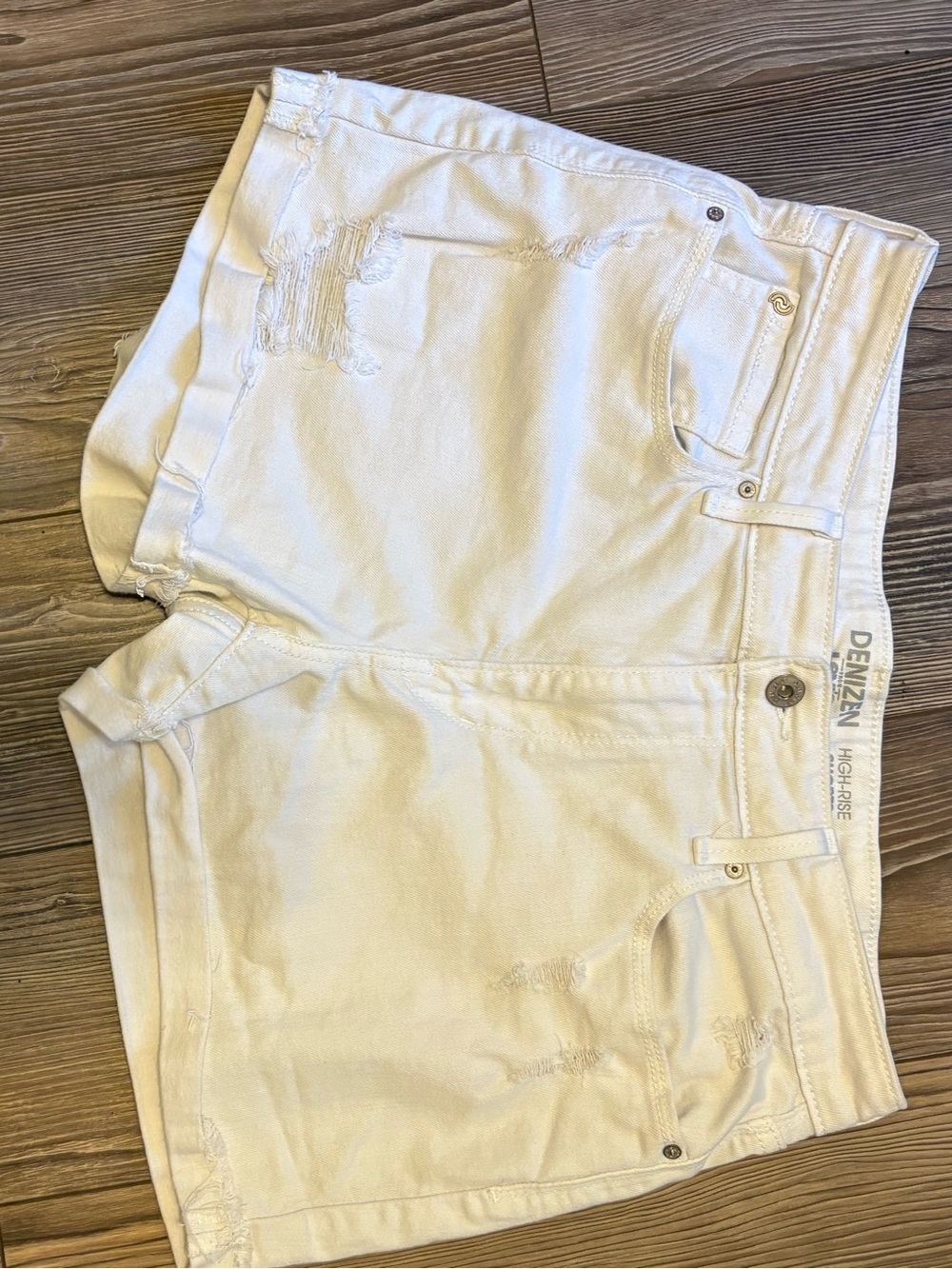 Levi's White High-Rise Denim Shorts size 10
